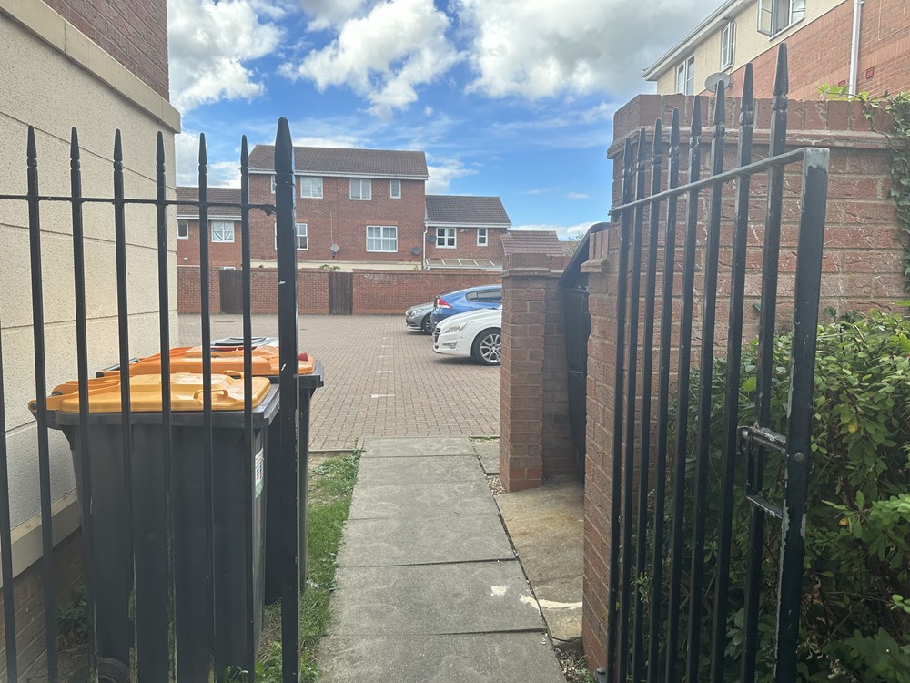 Gillispie Close, Bedford, MK42