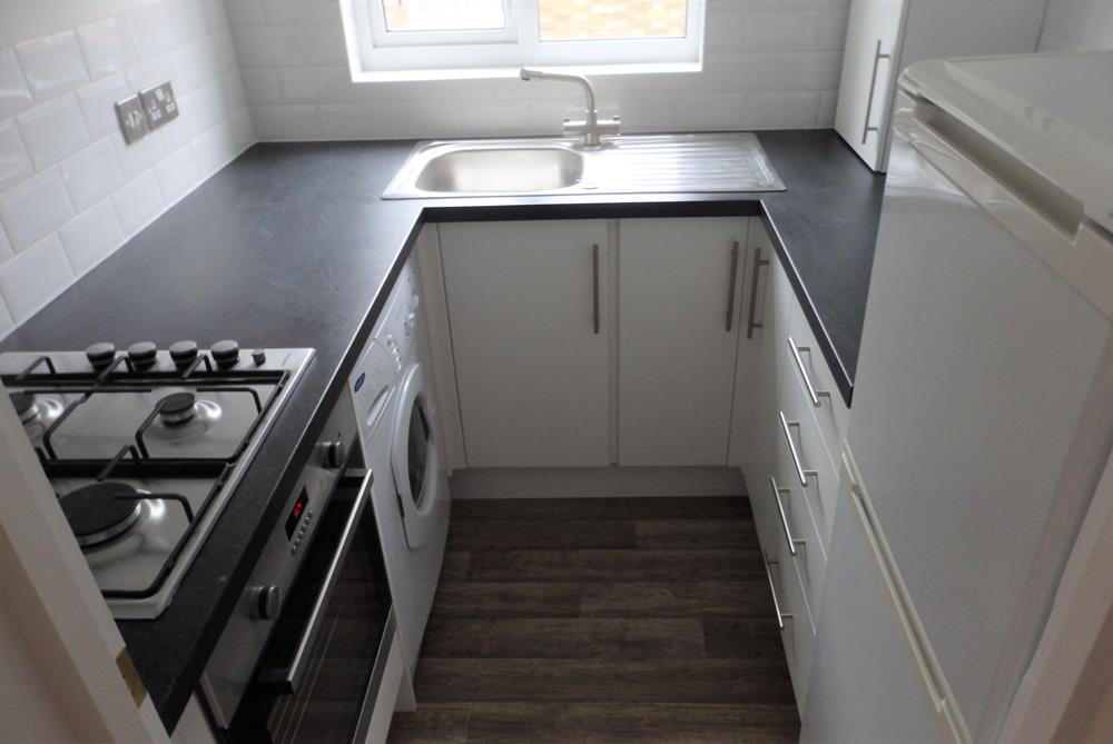 Flat , Goldington Avenue, MK40