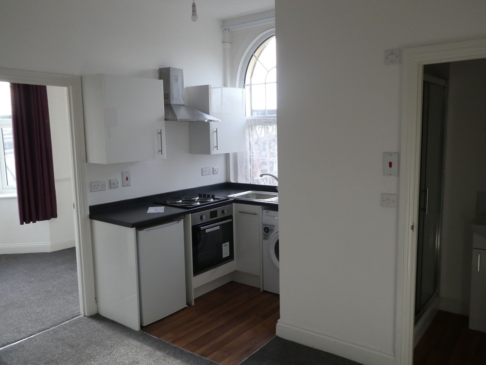 Flat , The Paddington, MK40