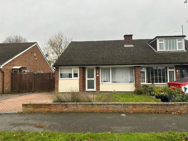 Portland Close, Bedford, MK41, photo 1 of 11