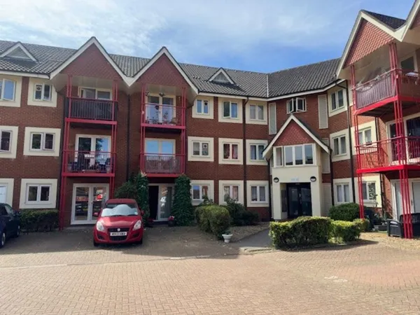 Olivier Court, Bromham Road, MK40, photo 1 of 9