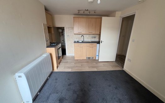 Flat , High Street, MK40