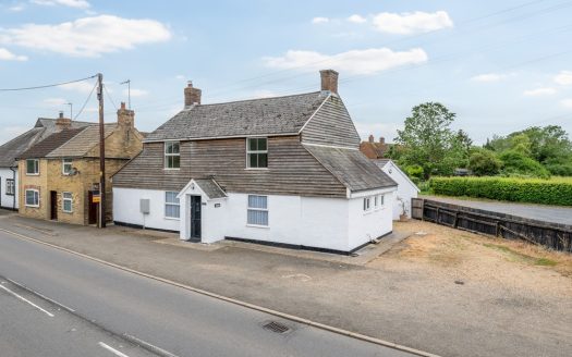 6 The Green, Great Staughton, PE19