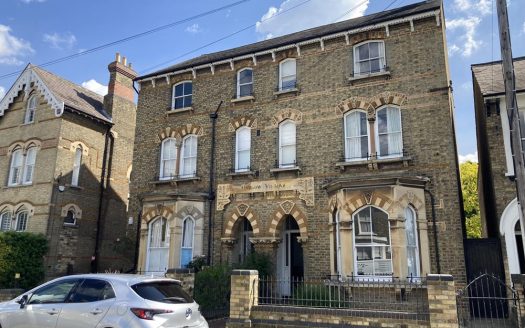 The Grove, Bedford, MK40