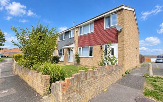 Kenilworth Walk, Bedford, MK41